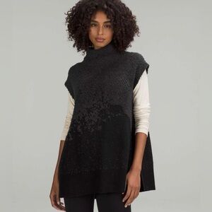 Lululemon Ombre Knit Textured Poncho
Black / Graphite Grey